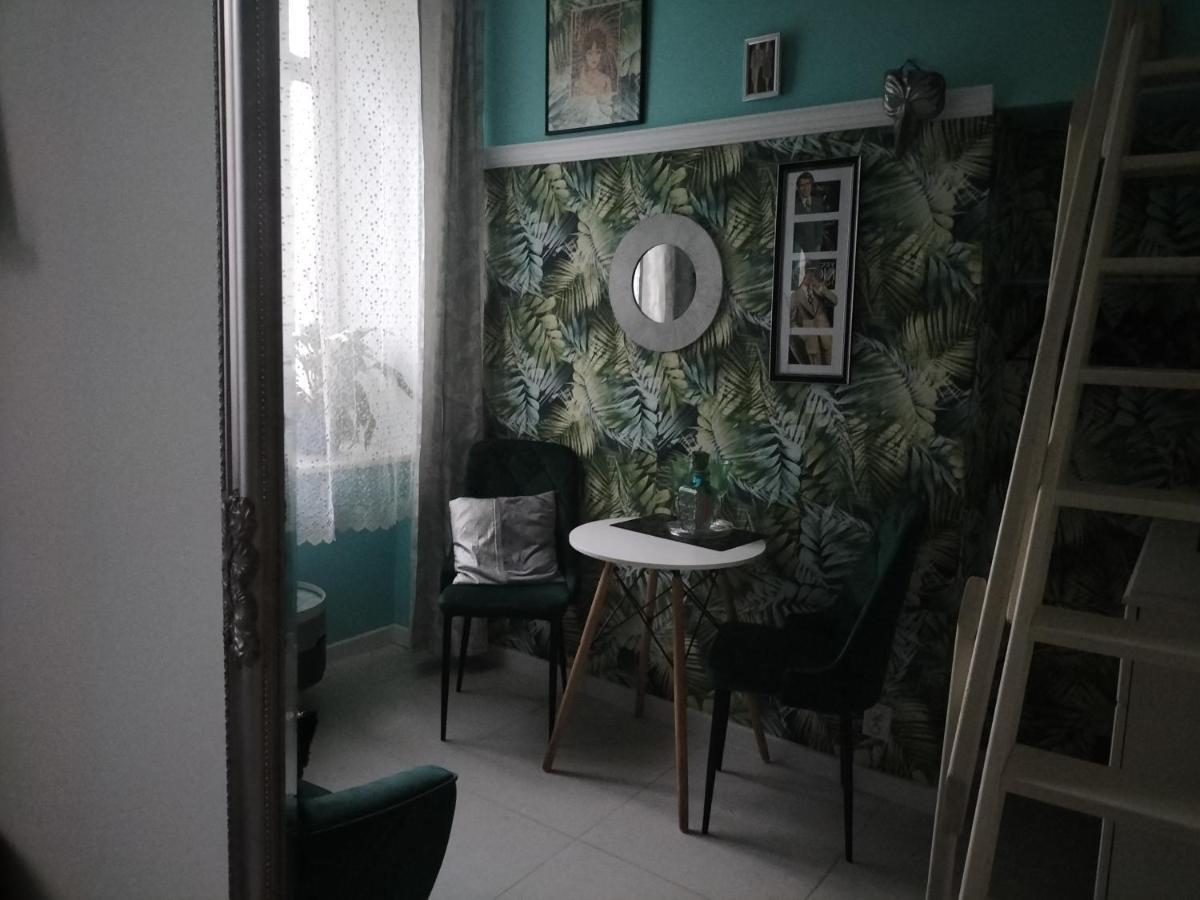 Bed and Breakfast Dobranoc Łódź Esterno foto